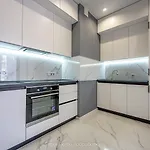 светлая новый берег Apartment Odessa